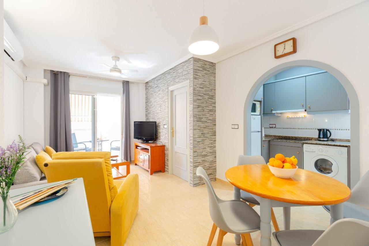 Petite Charming By Fidalsa Appartement Torrevieja Buitenkant foto